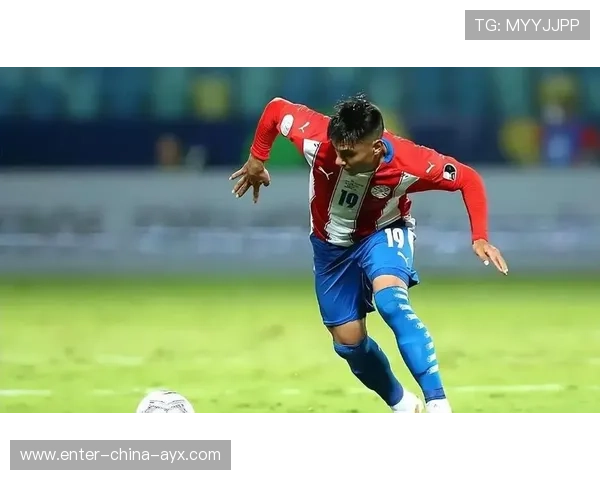 巴拉圭定位球战术出色，多次依靠战术得分